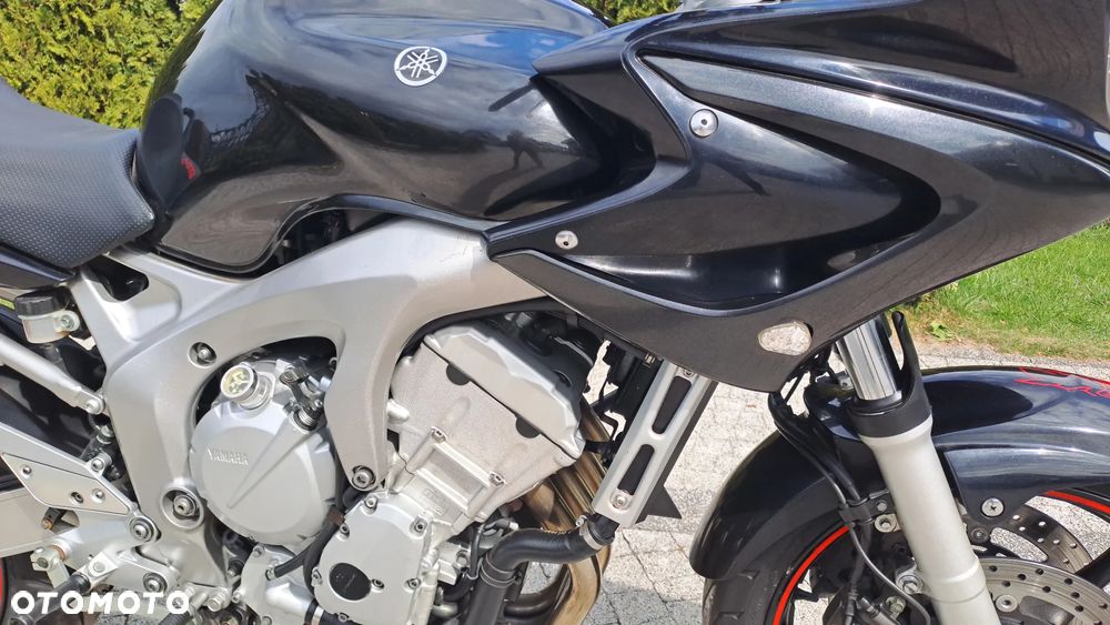 Yamaha FZ - 9