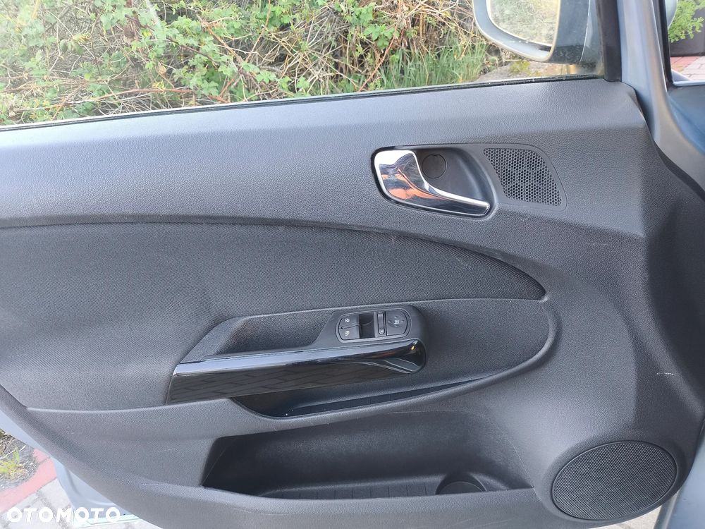 Opel Corsa - 12