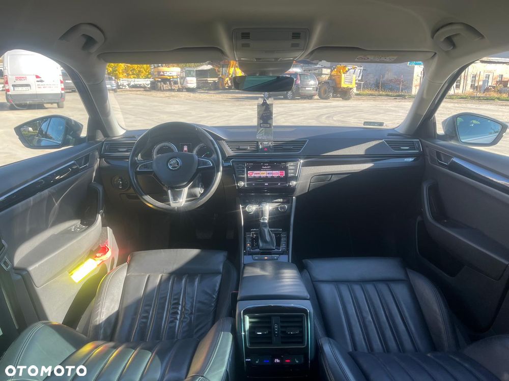Skoda Superb 2.0 TDI L&K DSG - 13