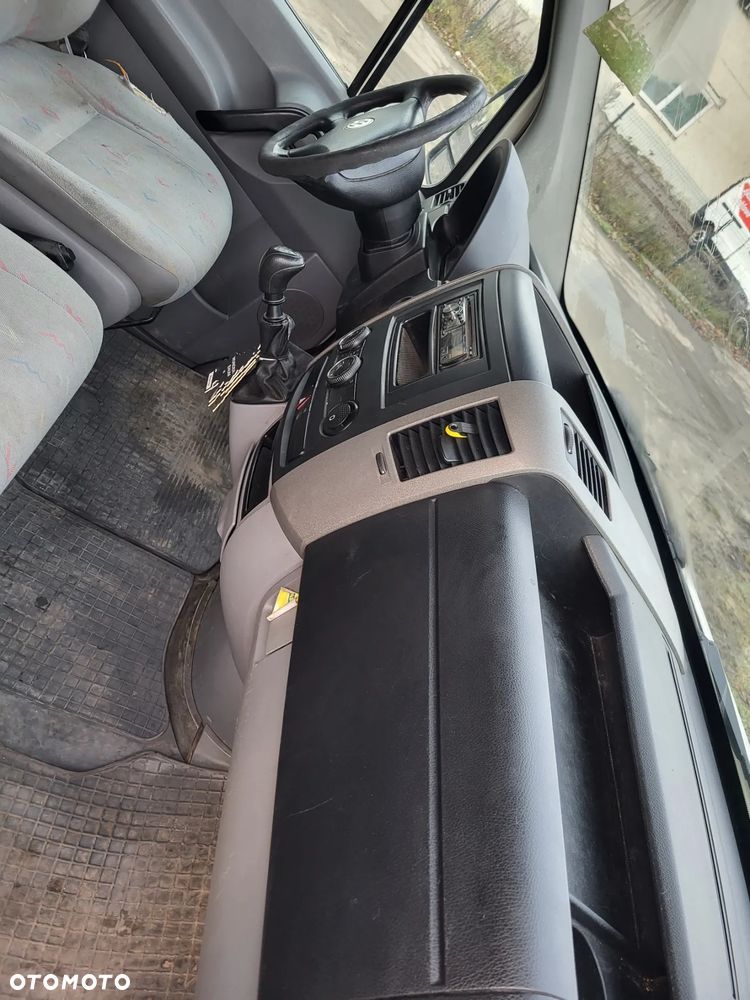 Volkswagen Crafter - 15