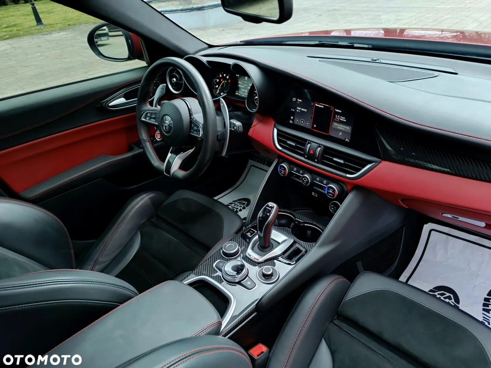 Alfa Romeo Giulia 2.9 Bi Turbo V6 Quadrifoglio - 32