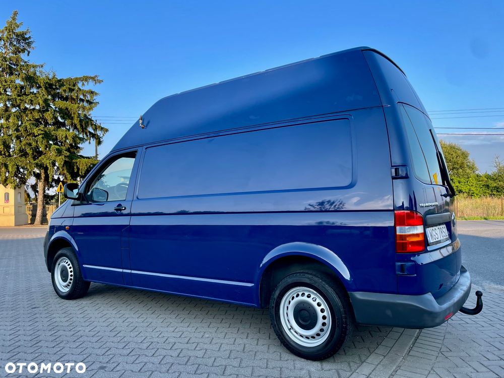 Volkswagen Transporter - 4