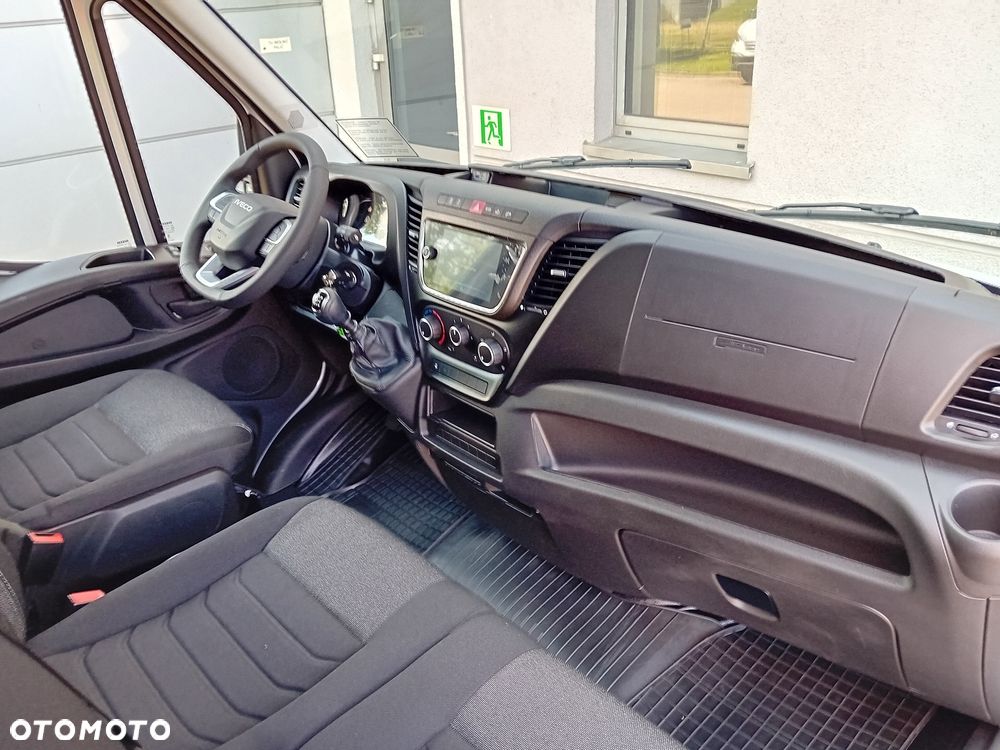 Iveco 50C18HZ 3.0 Diesel 180KM Wywrotka - 14