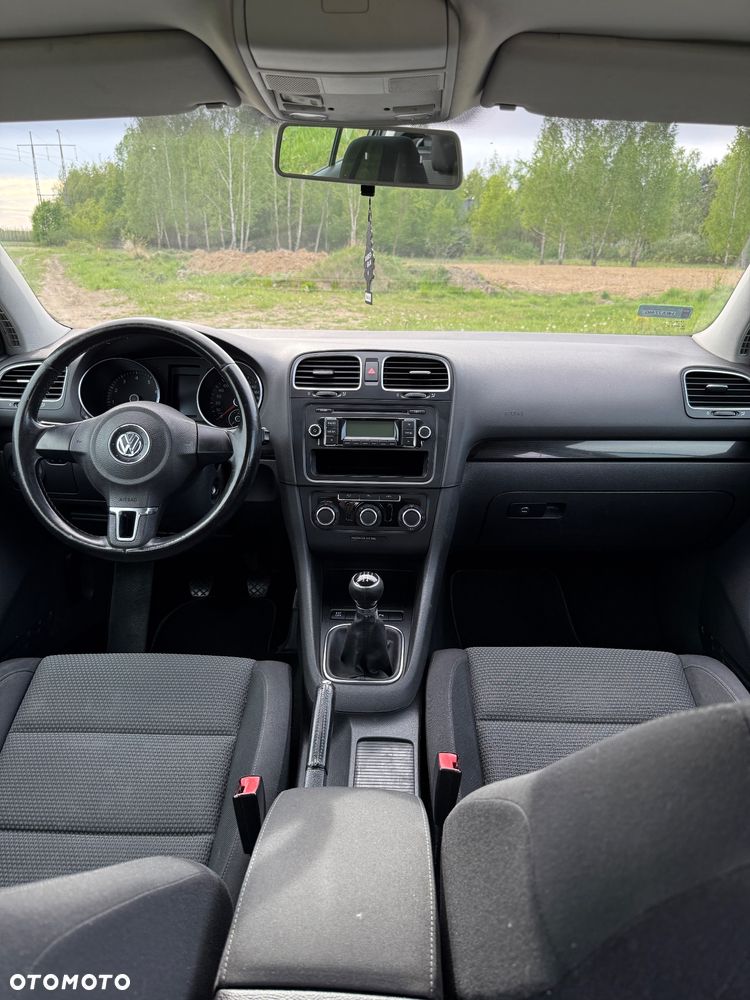 Volkswagen Golf - 12