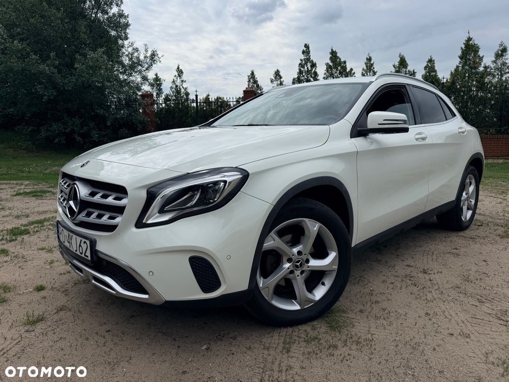 Mercedes-Benz GLA 200 7G-DCT Urban - 8
