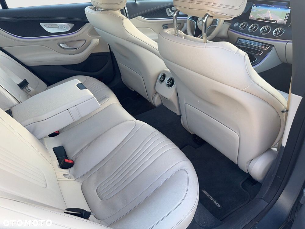 Mercedes-Benz CLS - 20