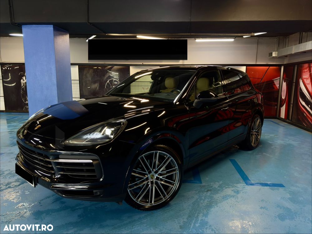 Porsche Cayenne - 6