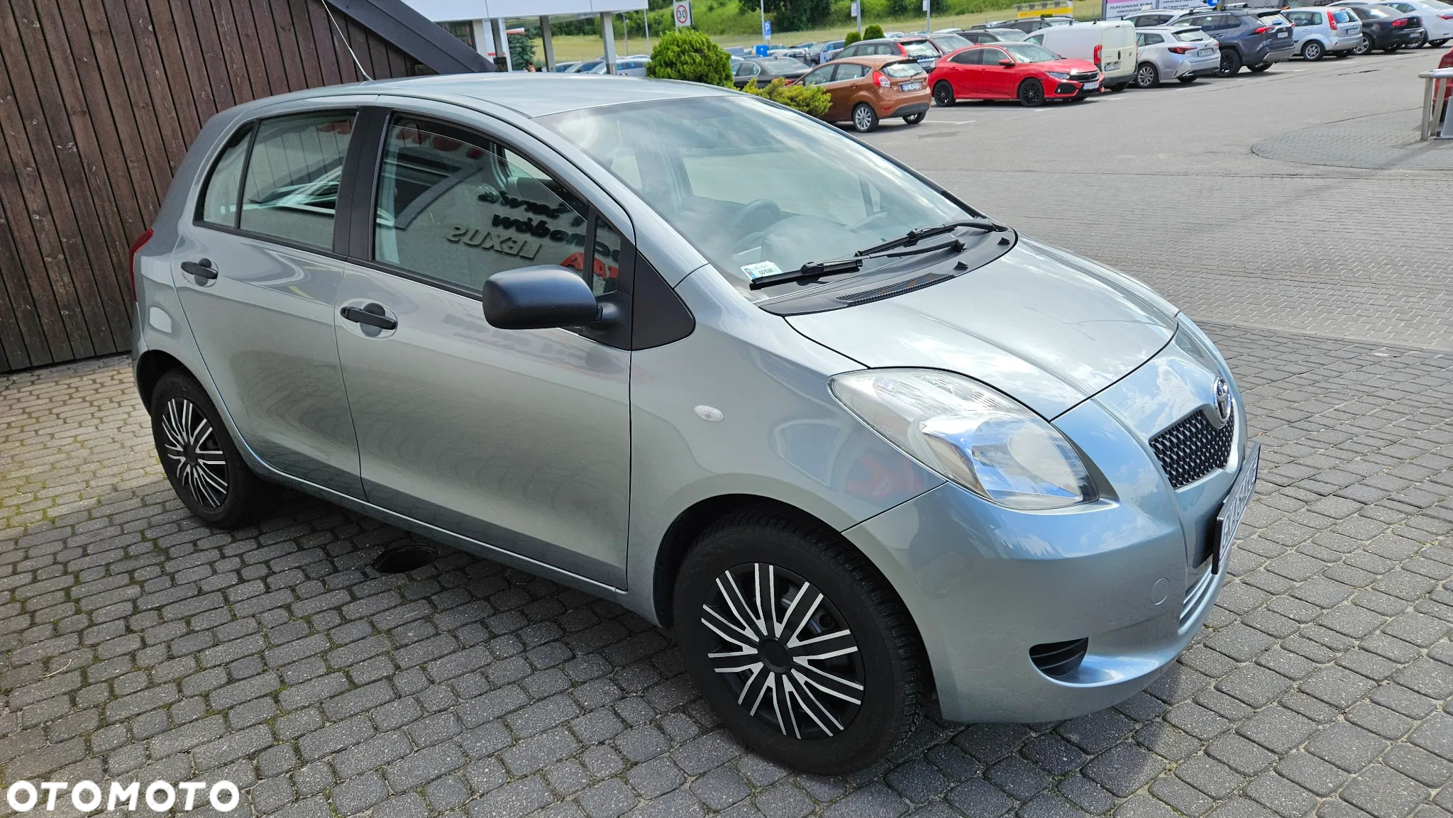 Toyota Yaris 1.3 Luna - 14