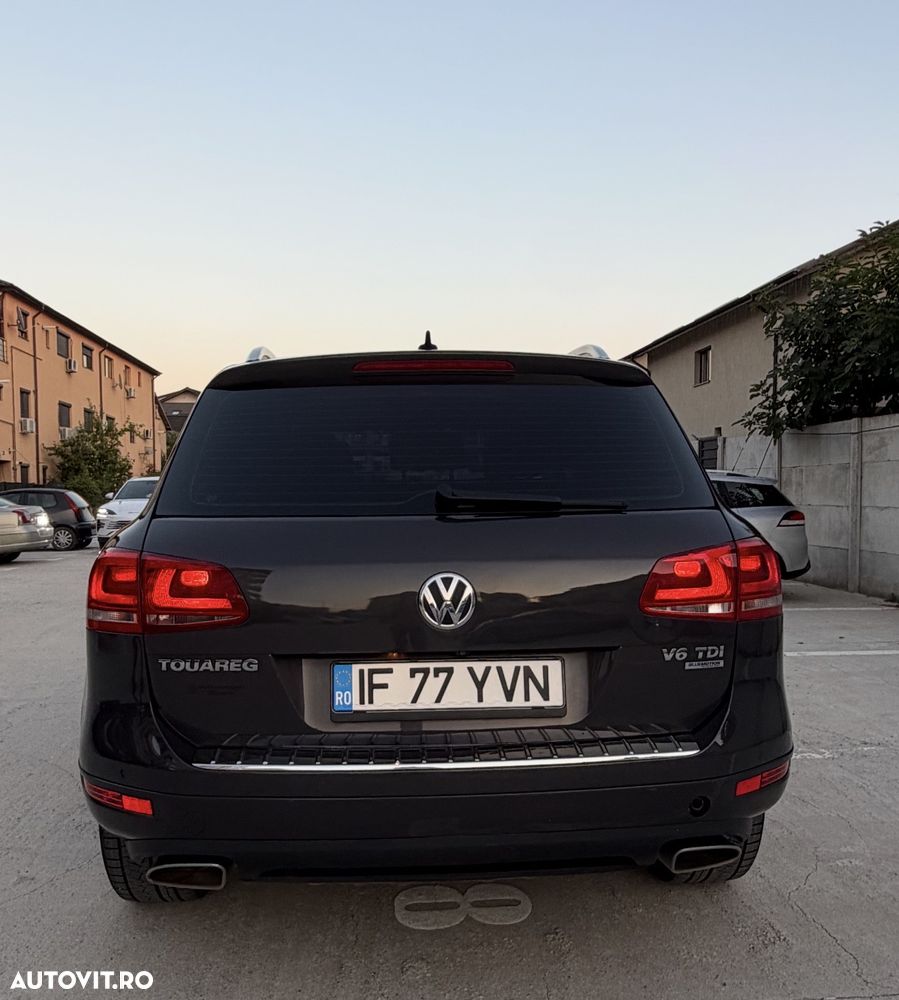 Volkswagen Touareg - 2