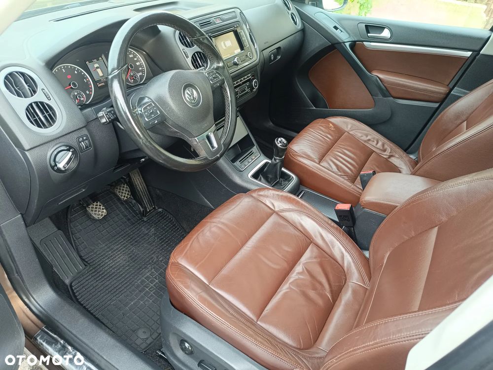Volkswagen Tiguan 2.0 TDI DPF 4Motion BlueMotion Technology Sport & Style - 26