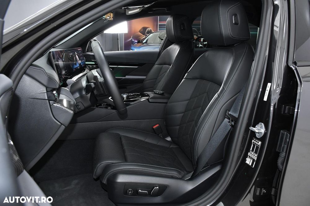 BMW Seria 5 520i Aut. - 13