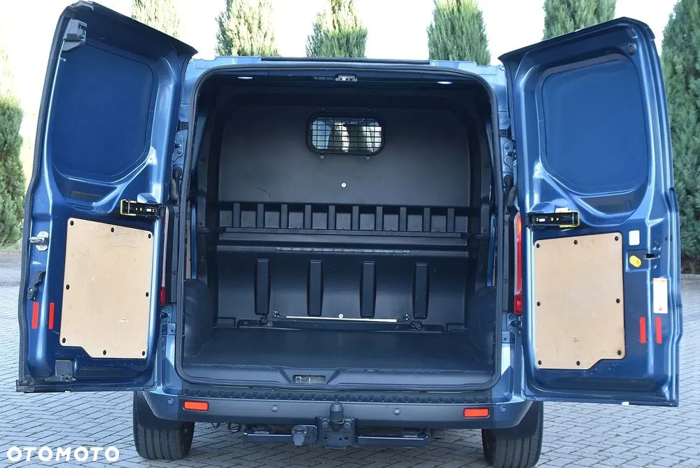 Ford Transit Custom - 37