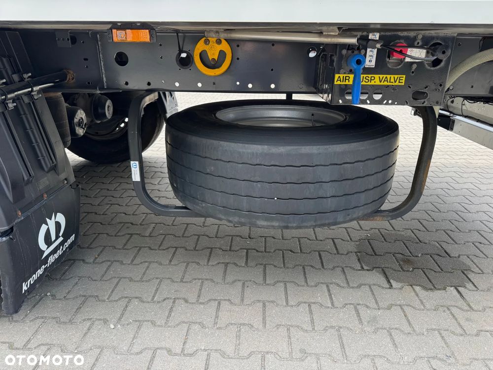 Krone Hakowa, Carrier Vector HE19, Nowe opony!! - 28