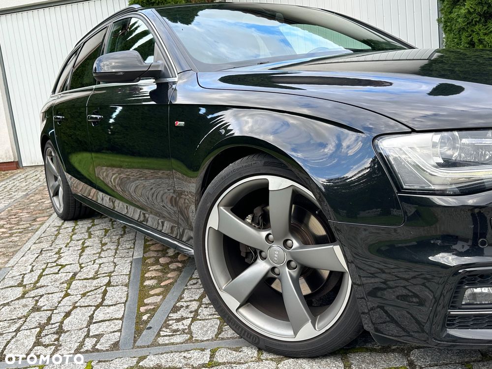 Audi A4 Avant 2.0 TDI DPF clean diesel multitronic S line Sportpaket - 25