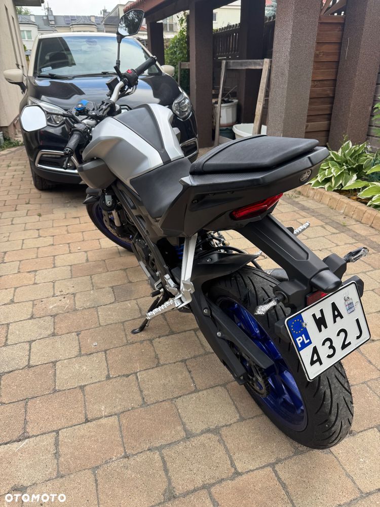 Yamaha MT - 3