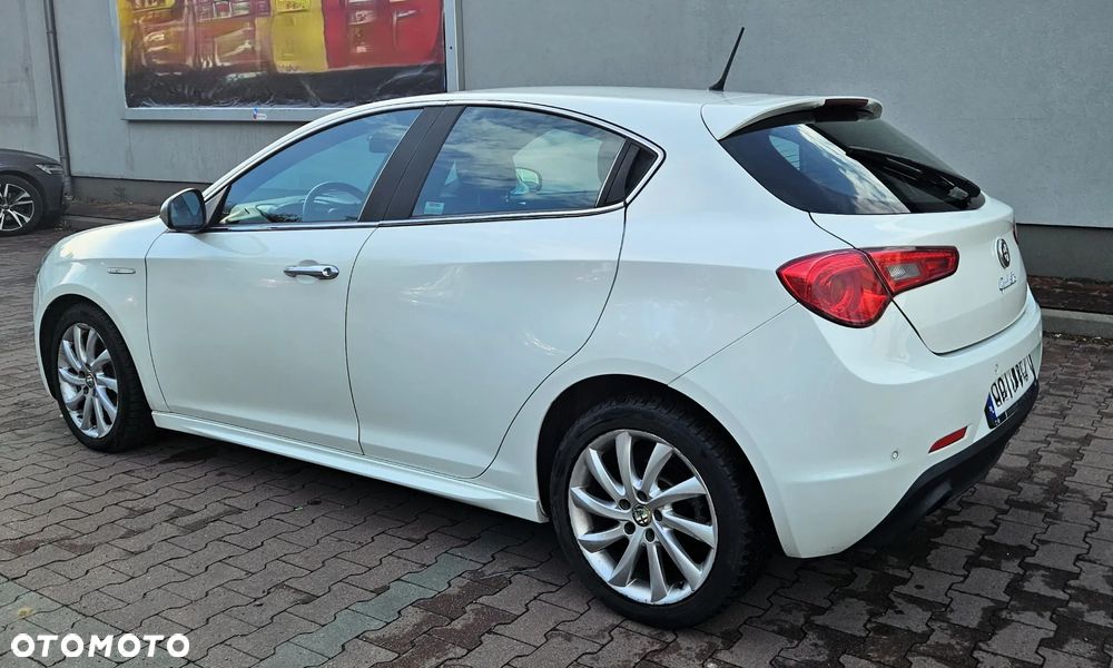 Alfa Romeo Giulietta 1.4 TB MultiAir Distinctive - 3
