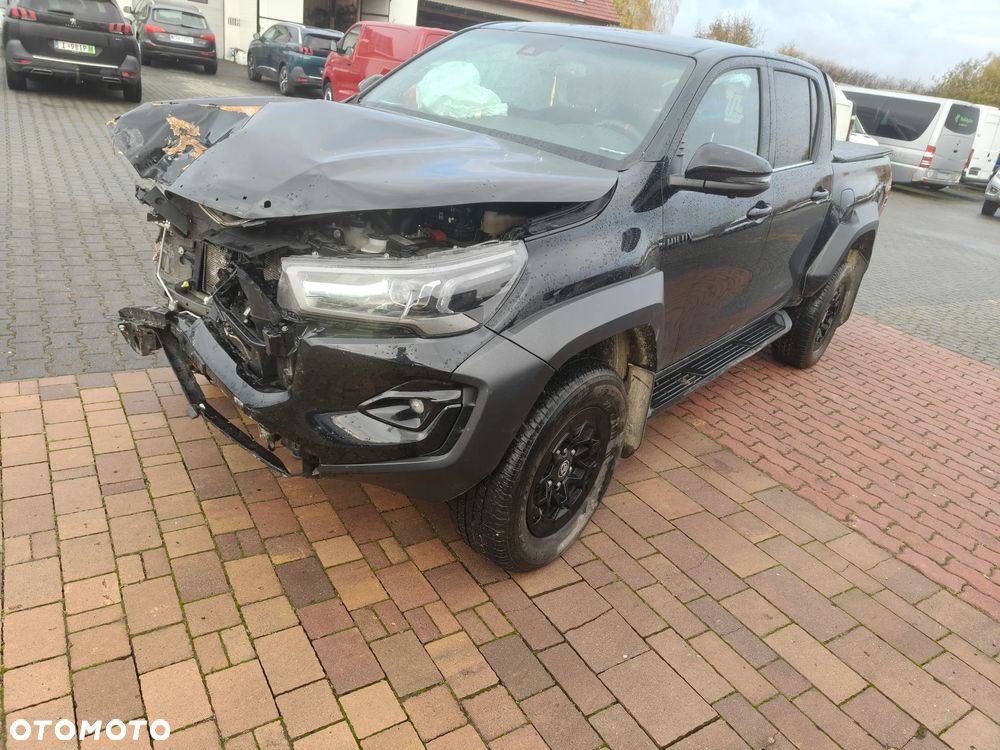 Toyota Hilux - 14