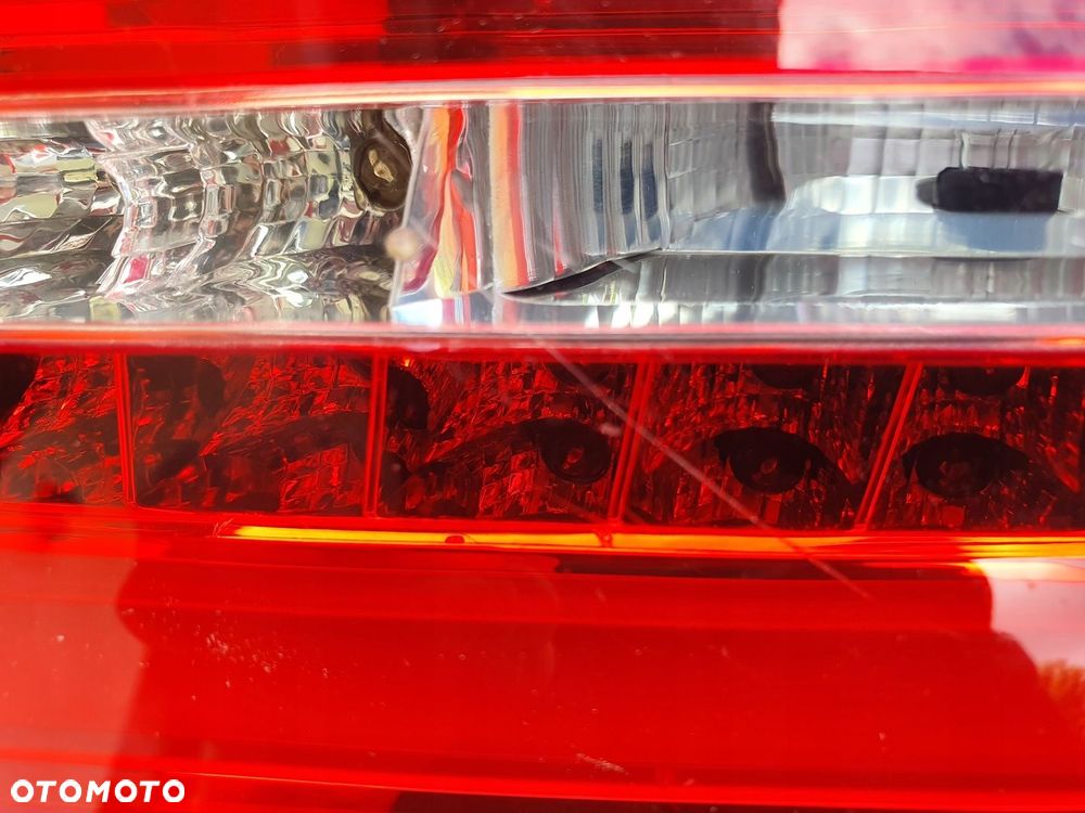 Lampa tył tylna prawa w klape Audi A6 C7 Led Kombi rok 10-14 - 2