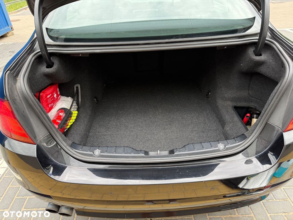 BMW Seria 5 520d - 22