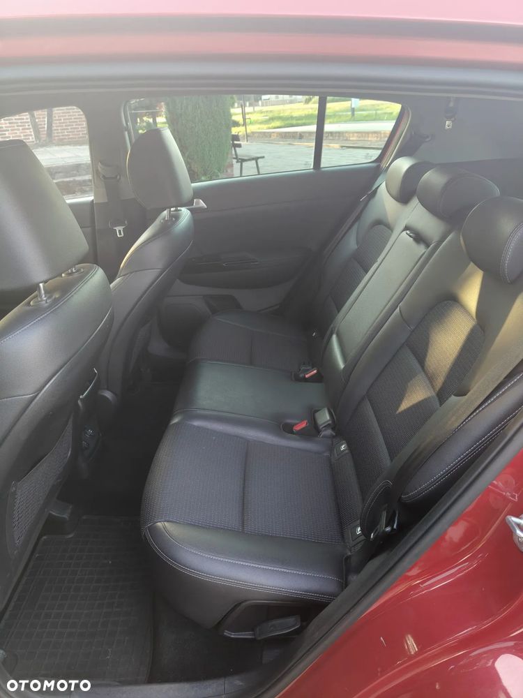 Kia Sportage 1.6 GDI L Business Line 2WD - 11