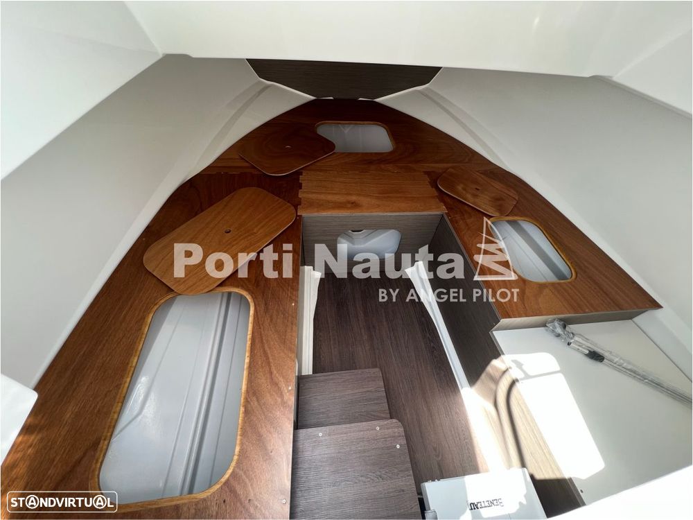 Beneteau Flyer 7 Sundeck - 17