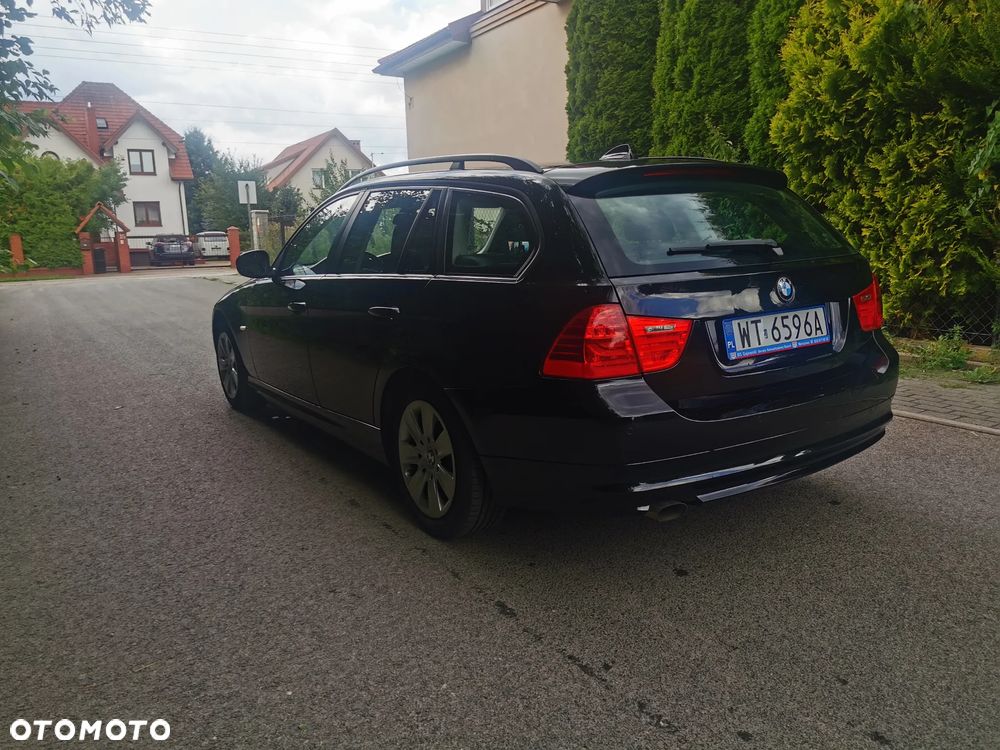 BMW Seria 3 318d - 4