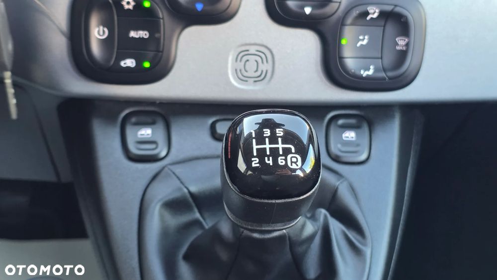 Fiat Panda 1.0 GSE Hybrid GARMIN - 20