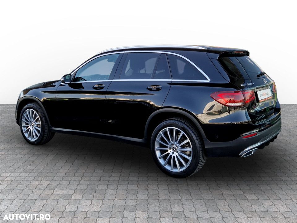 Mercedes-Benz GLC 300 4MATIC - 3