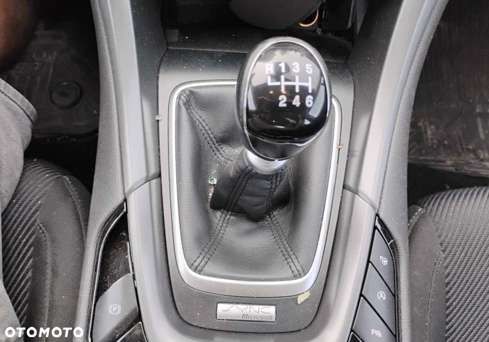 Ford Mondeo - 18