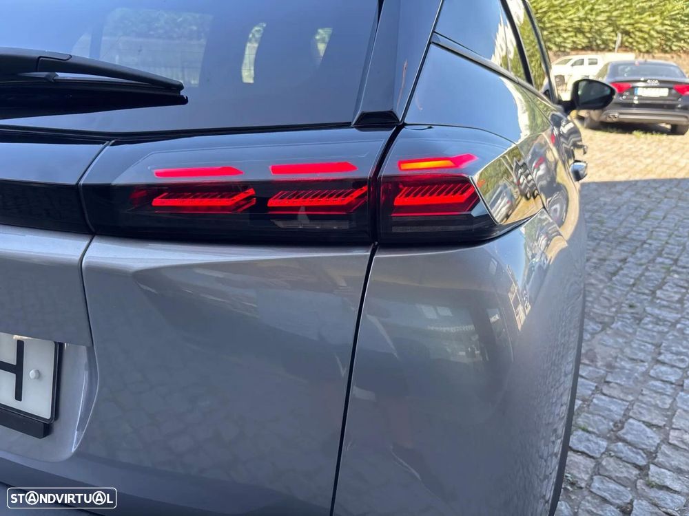 Peugeot 2008 Hybrid 145 e-DSC Allure - 27
