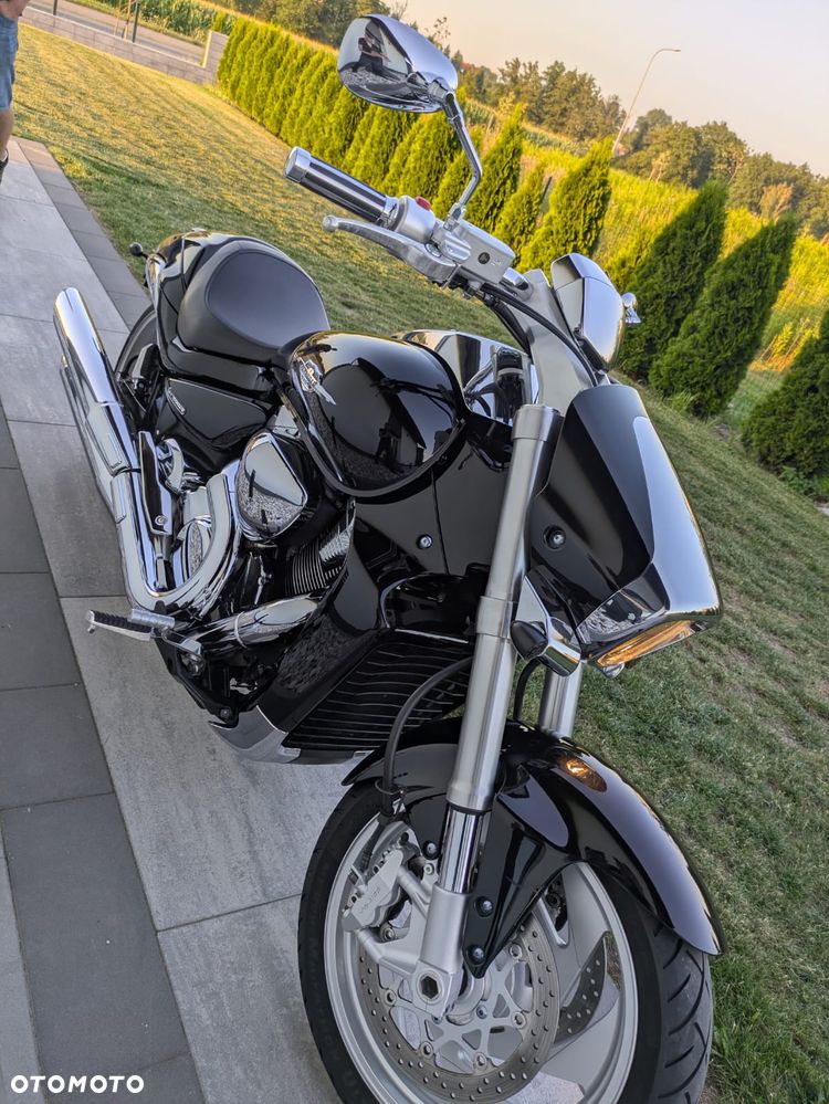 Suzuki Boulevard - 11