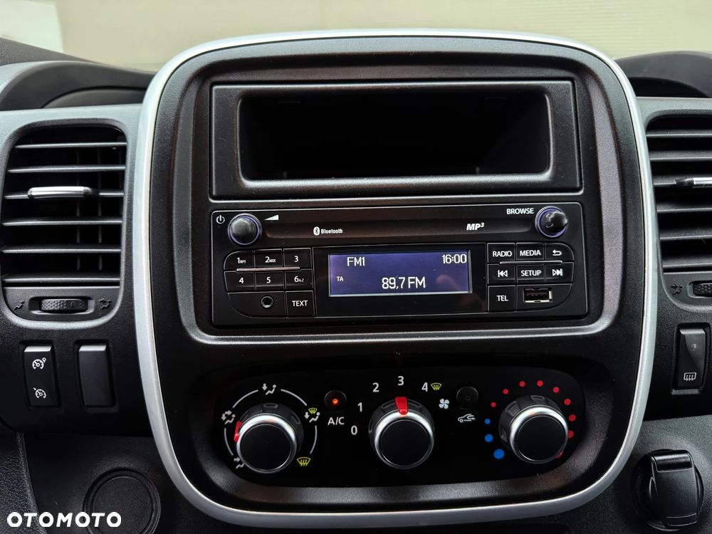 Renault Trafic Long L2H1 Maxi Furgon Blaszak Salon PL, Serwisowany, Bezwypadkowy - 20