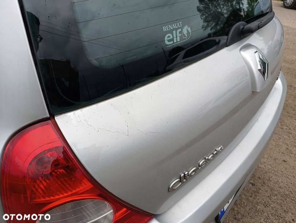 Renault Clio - 6