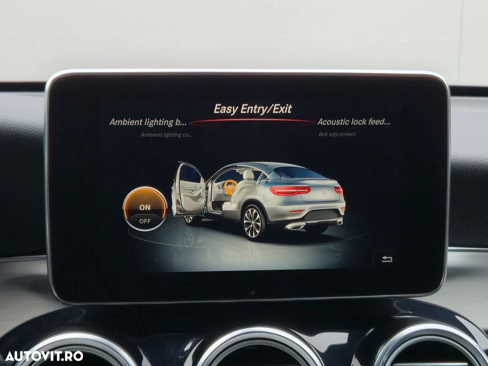 Mercedes-Benz GLC Coupe 250 4Matic 9G-TRONIC AMG Line - 18