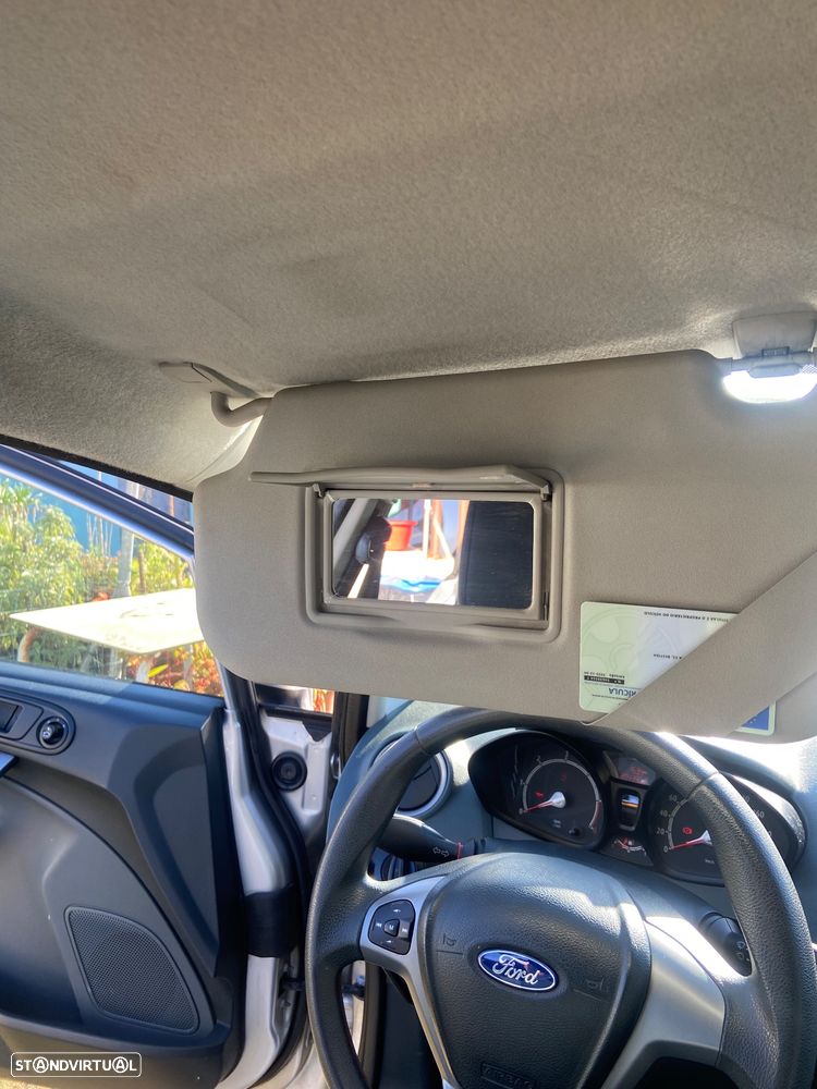 Ford Fiesta 1.4 TDCI Titanium - 9