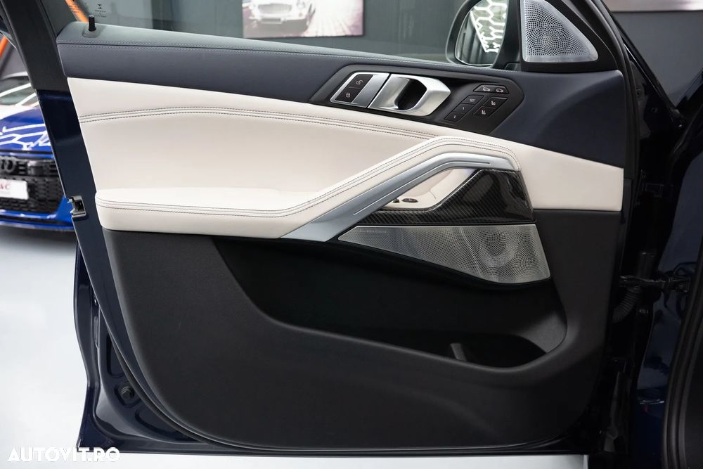 BMW X6 xDrive40i AT MHEV - 16