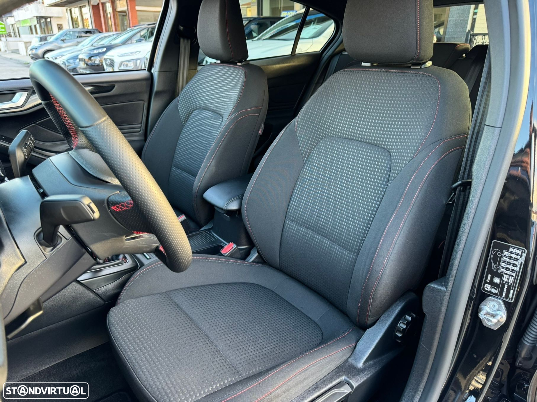 Ford Focus 1.0 EcoBoost MHEV ST-Line - 7