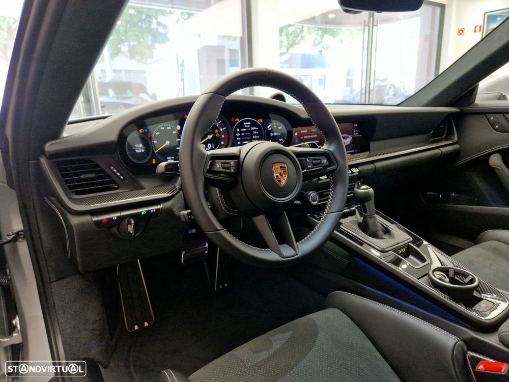 Porsche 911 (992) GT3 PDK - 19