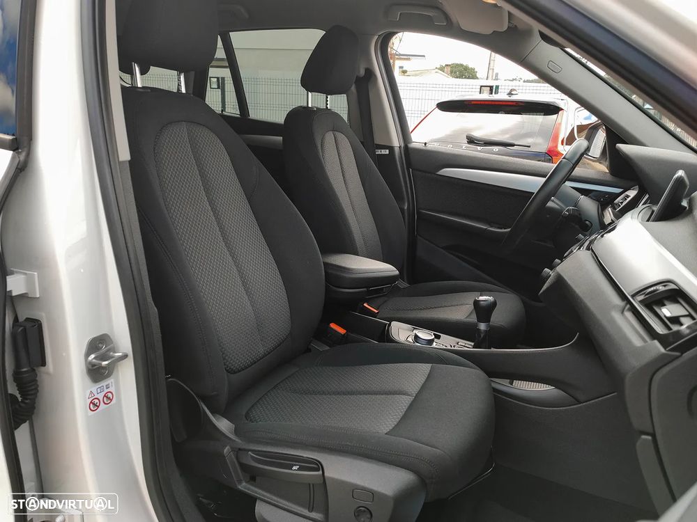 BMW X1 sDrive18i Advantage - 13