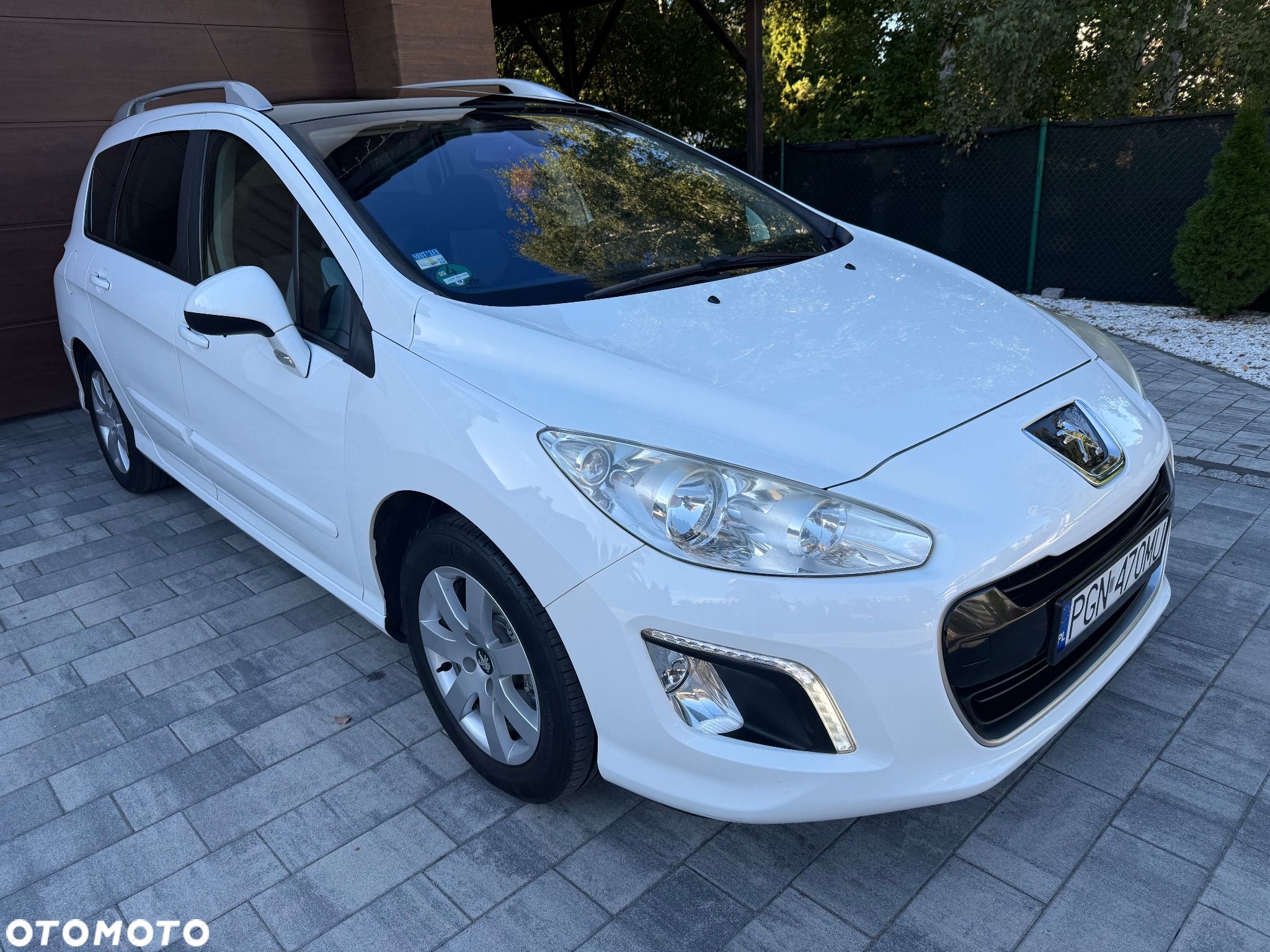 Peugeot 308 - 1
