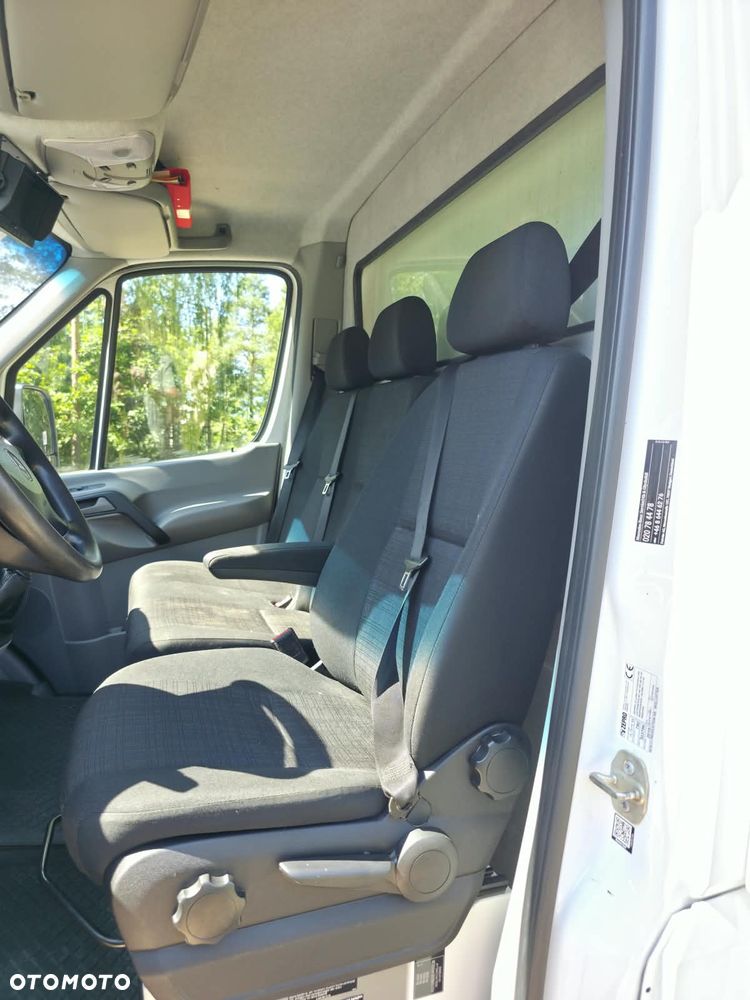 Mercedes-Benz SPRINTER - 12