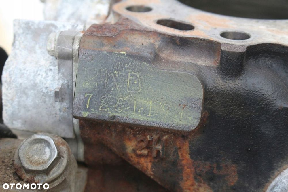 Blok Dół Silnika 2KD-FTV Toyota Hilux 2.5 D4D - 13
