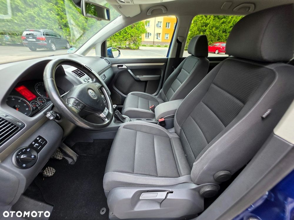 Volkswagen Touran 1.4 TSI R-Line Edition - 27