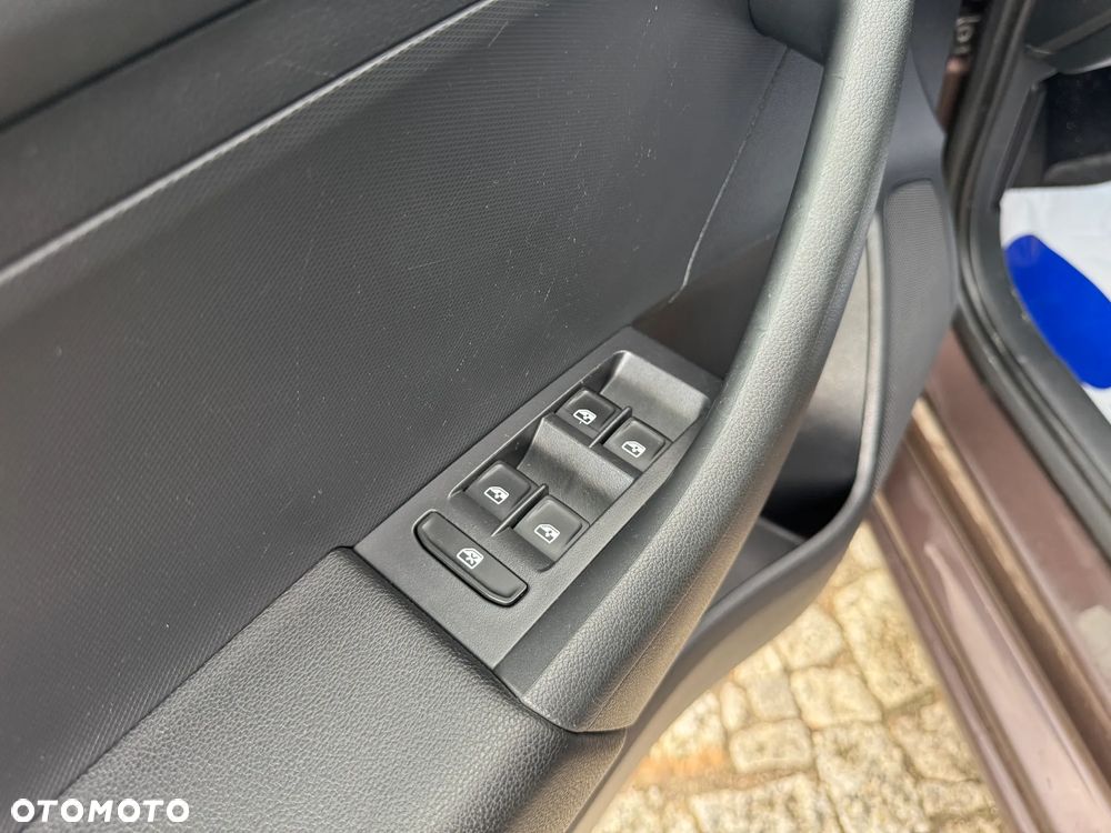 Skoda RAPID 1.4 TDI DPF Ambition - 27