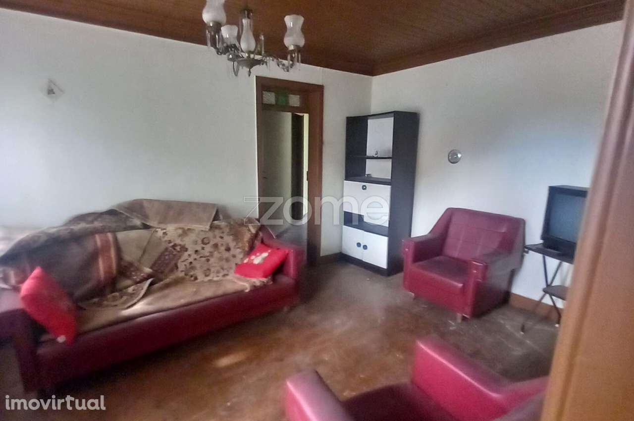 Moradia T3 com quintal e terreno - Grande imagem: 4/24