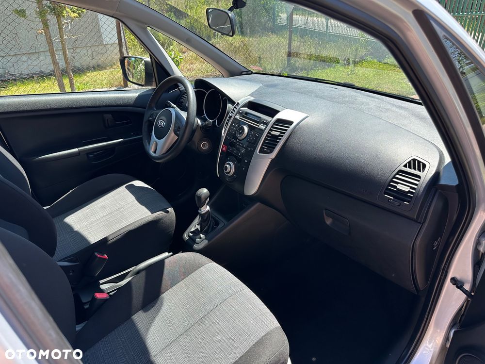 Kia Venga 1.4 CVVT Edition 7 - 16