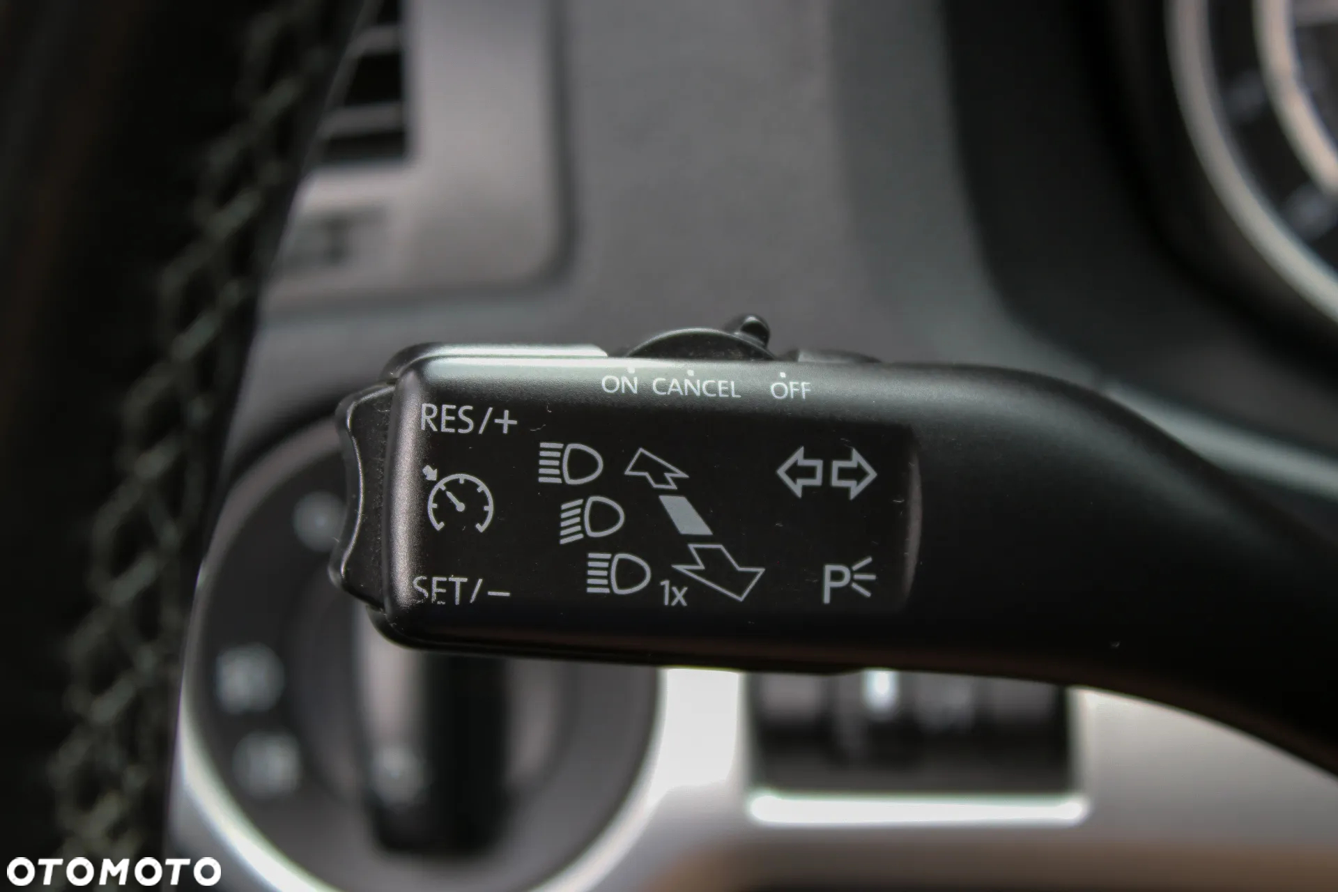 Skoda Octavia 2.0 TDI CR DPF RS - 38