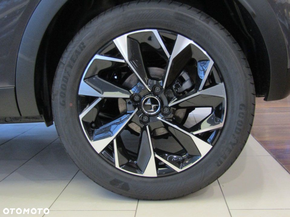 DS Automobiles DS 3 - 11