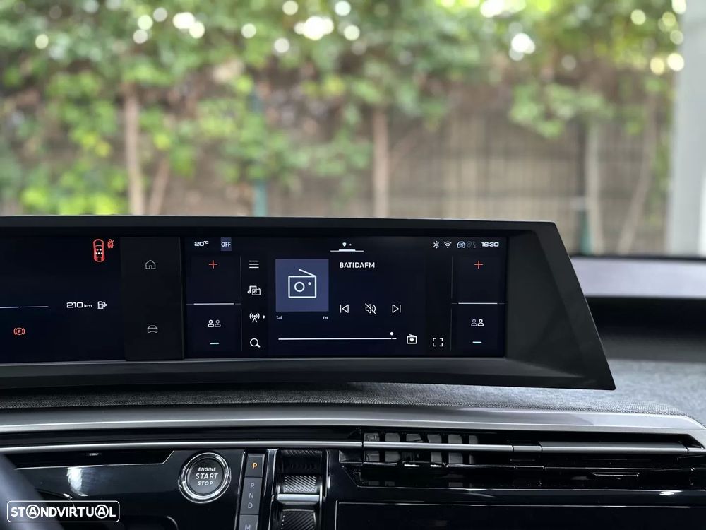Peugeot 3008 1.2 Hybrid Allure e-DCS6 - 26
