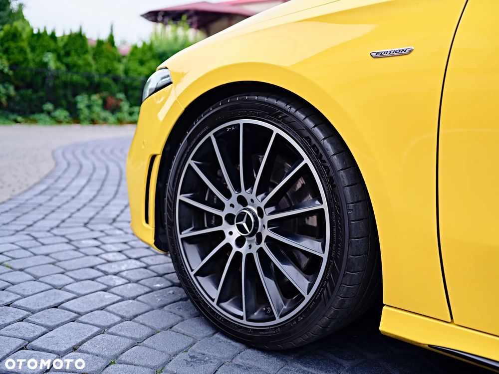 Mercedes-Benz Klasa A 250 Edition 1 7G-DCT - 31
